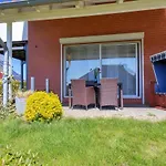 Haus Im Gruenen Apartment