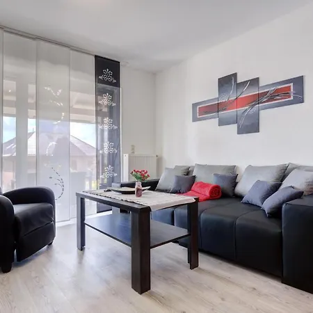 Apartment Haus Im Gruenen Heringsdorf (Usedom)