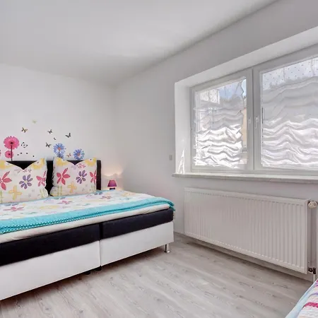 Haus Im Gruenen 塞巴特黑灵斯多夫