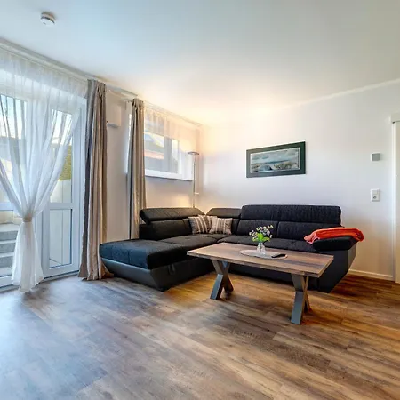 公寓 Haus Im Gruenen *