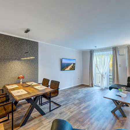 Haus Im Gruenen * 塞巴特黑灵斯多夫